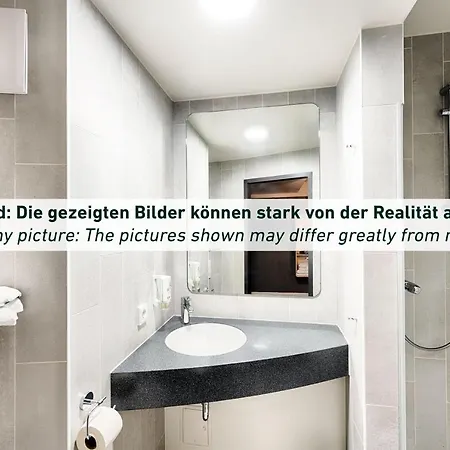 City-west Hotell