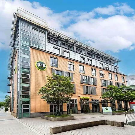 City-west Hotel 3*