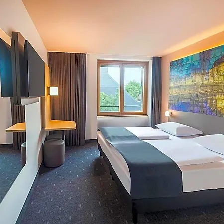 Hotel City-west 3*