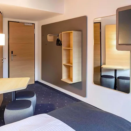 Hotel City-west 3*