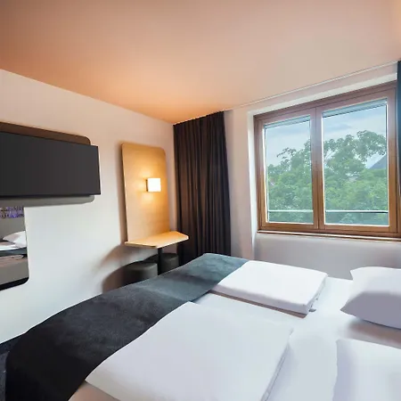 Hotel City-west